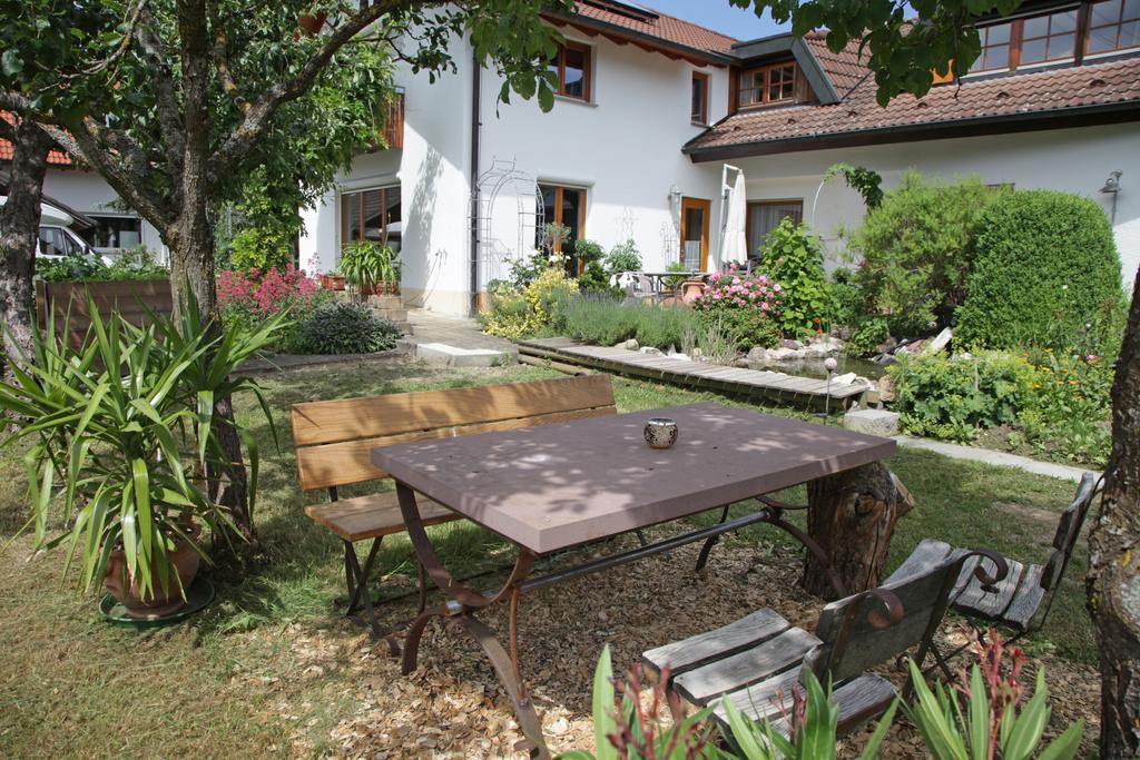 Ferienappartement Eninger Fleischwangen Luaran gambar